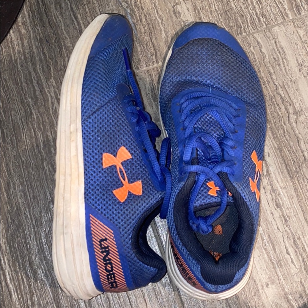 Boys Under armor shoes